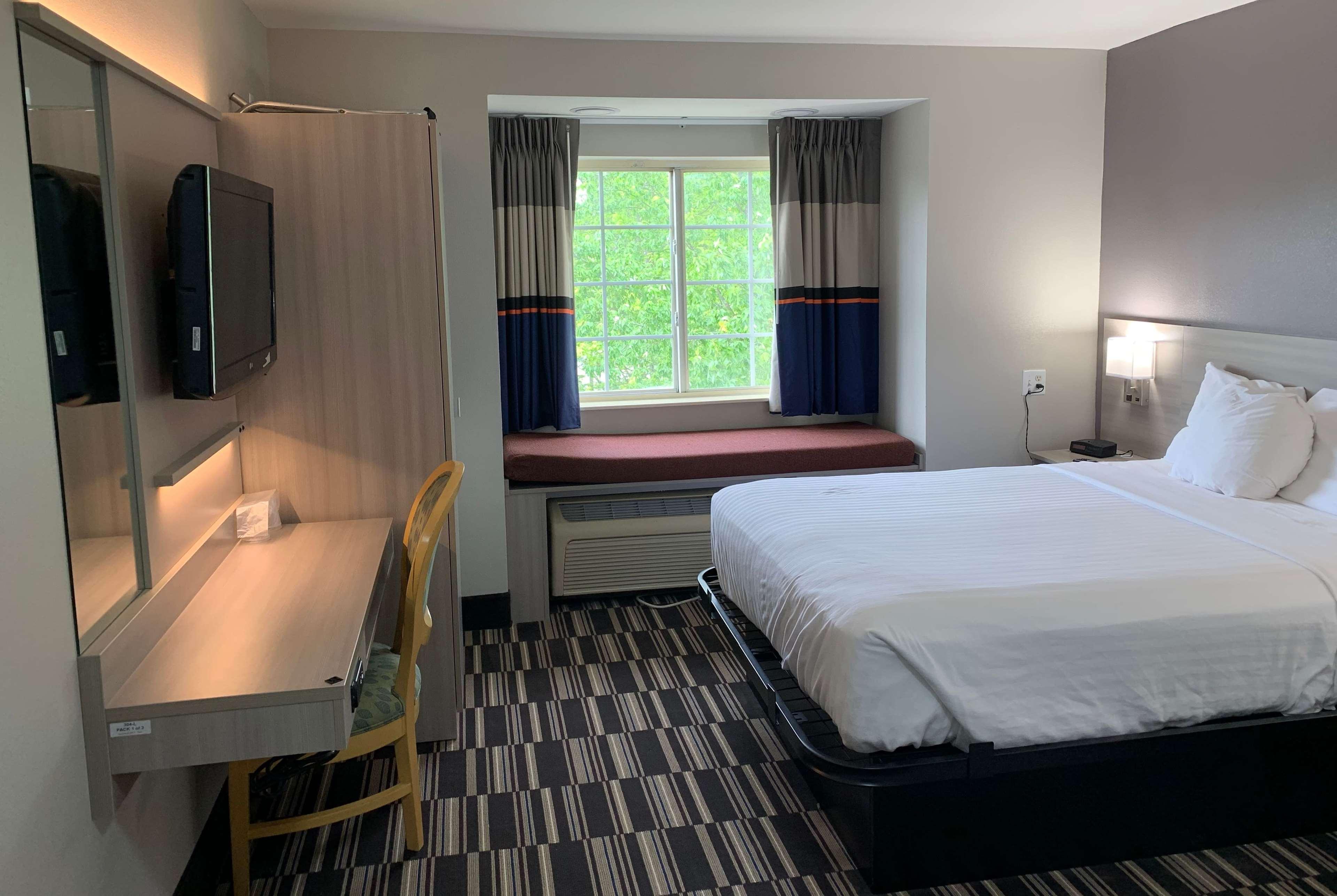 Microtel Inn By Wyndham Charlotte Airport Ngoại thất bức ảnh